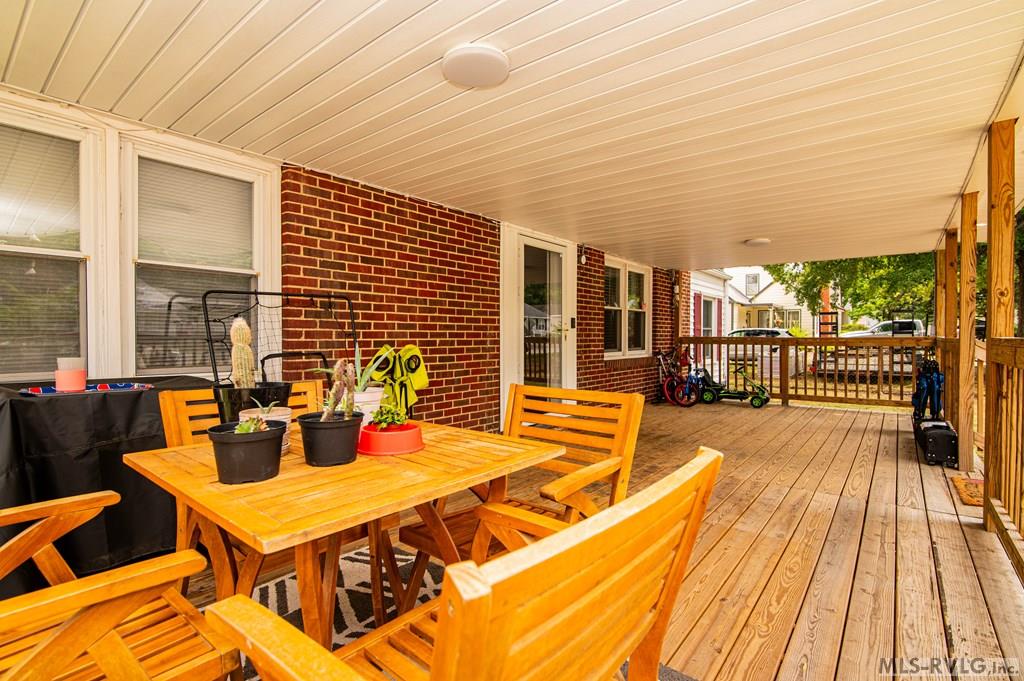 410 Jefferson St. Property Photo 4