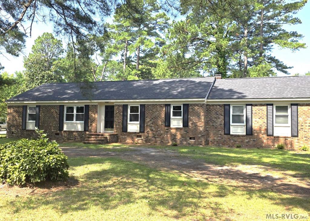 800 Stone Dr Property Photo 1