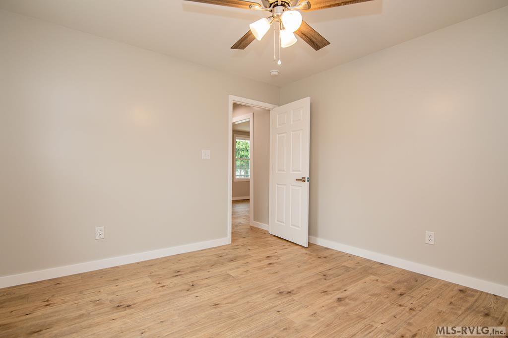 657 Charlotte St. Property Photo 15
