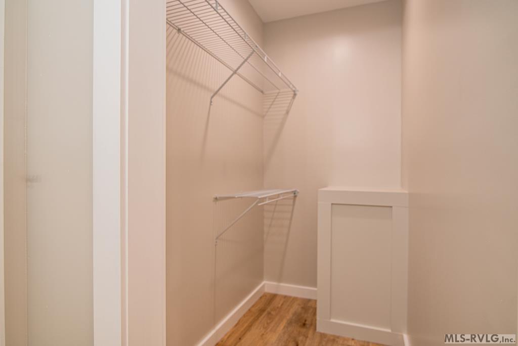 657 Charlotte St. Property Photo 18