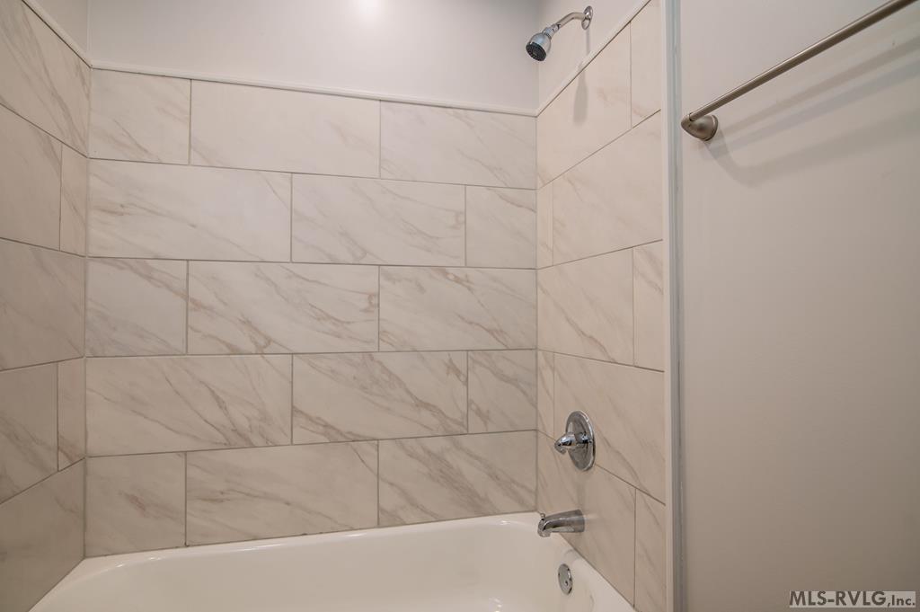657 Charlotte St. Property Photo 27