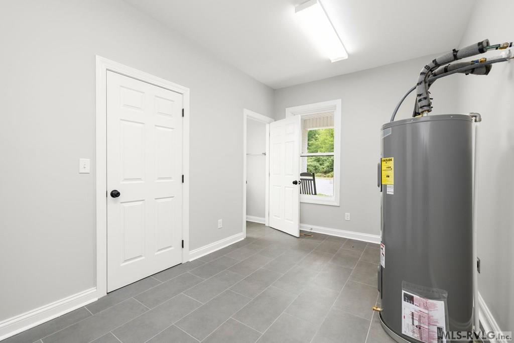 1000 Locust St Property Photo 28