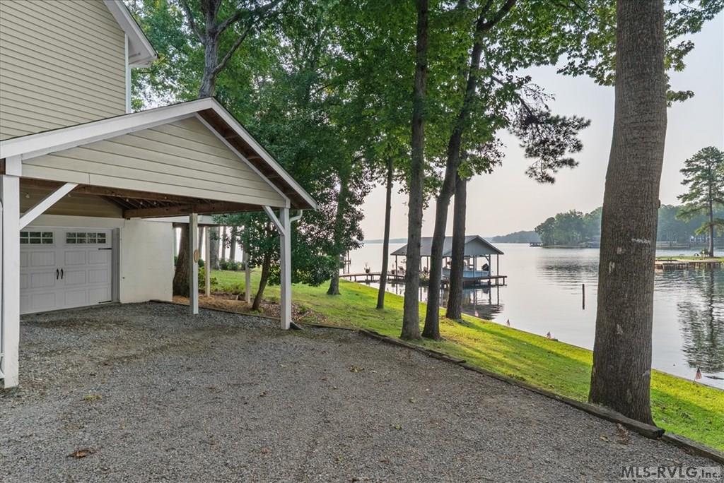 108 S Watersedge Lane Property Photo 15