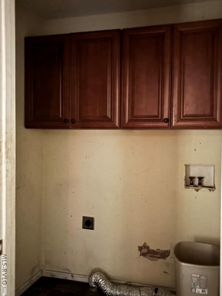 148 Hilltop Drive Property Photo 5