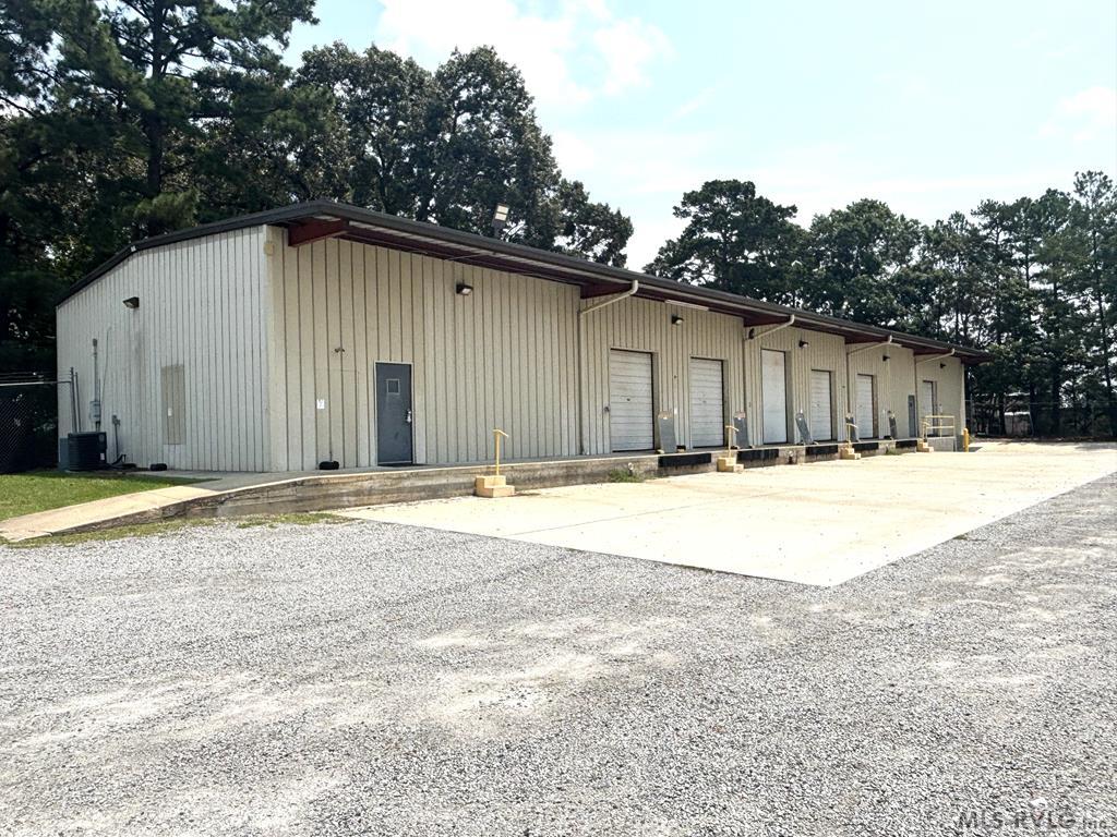 1405 Dickens Lane Property Photo 1