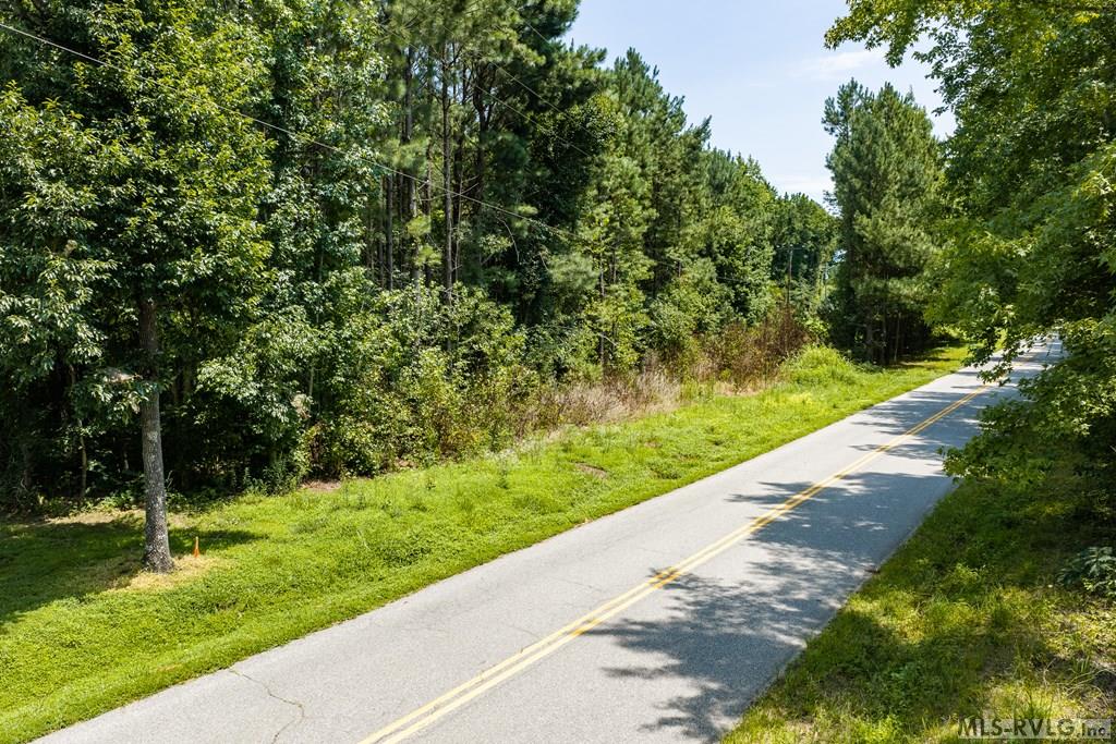 9245 Liberty Rd Property Photo 6