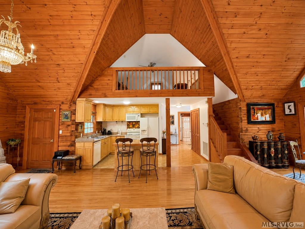 1607 Occanecchi Trail Property Photo 10