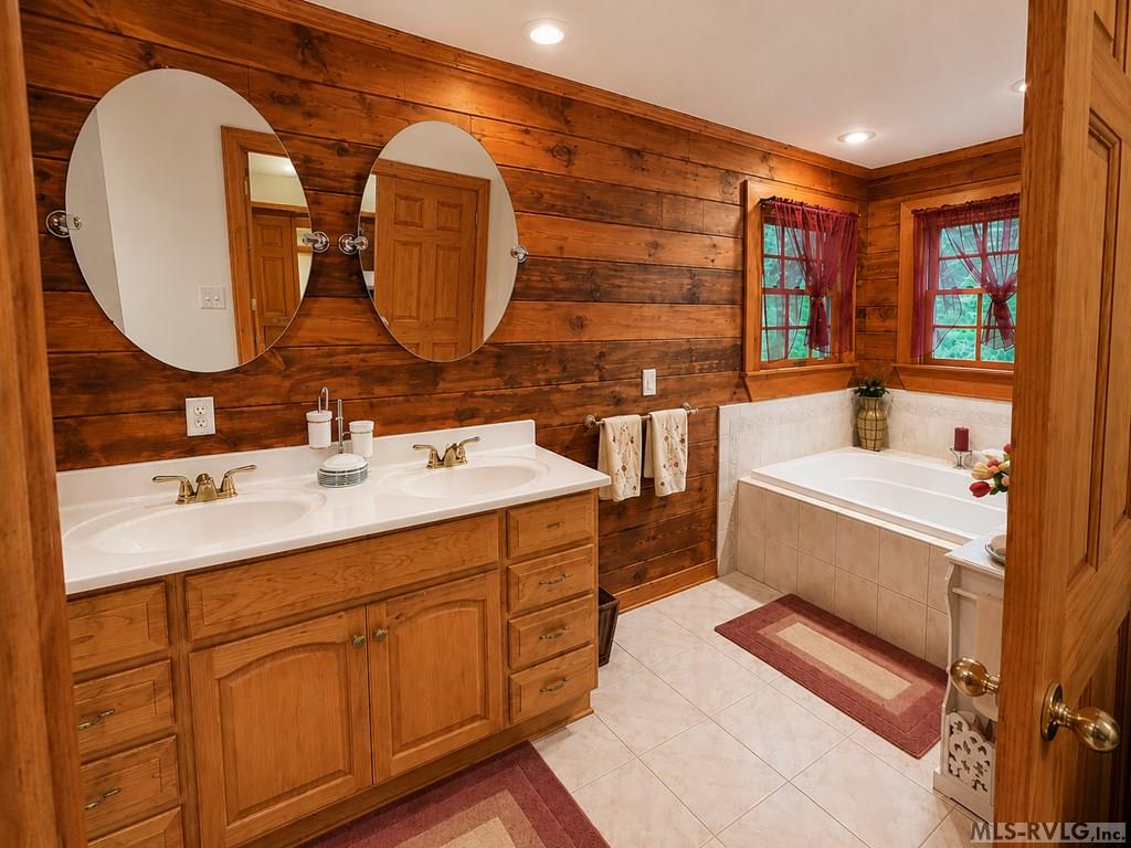 1607 Occanecchi Trail Property Photo 31