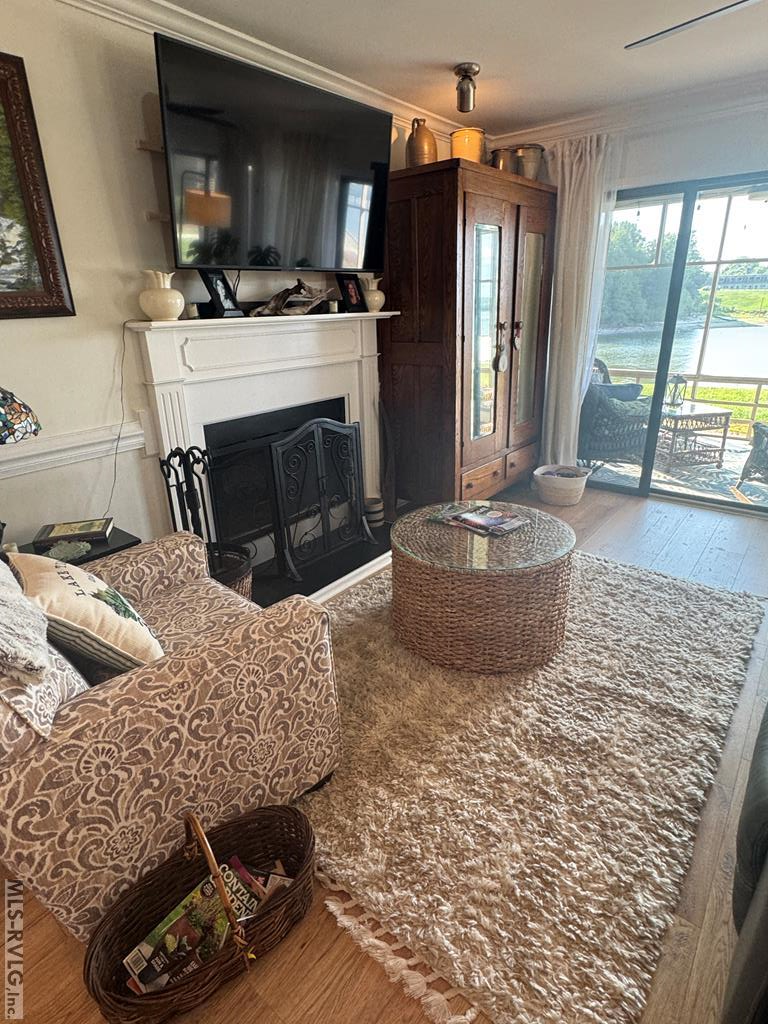 60 The Moorings Property Photo 9