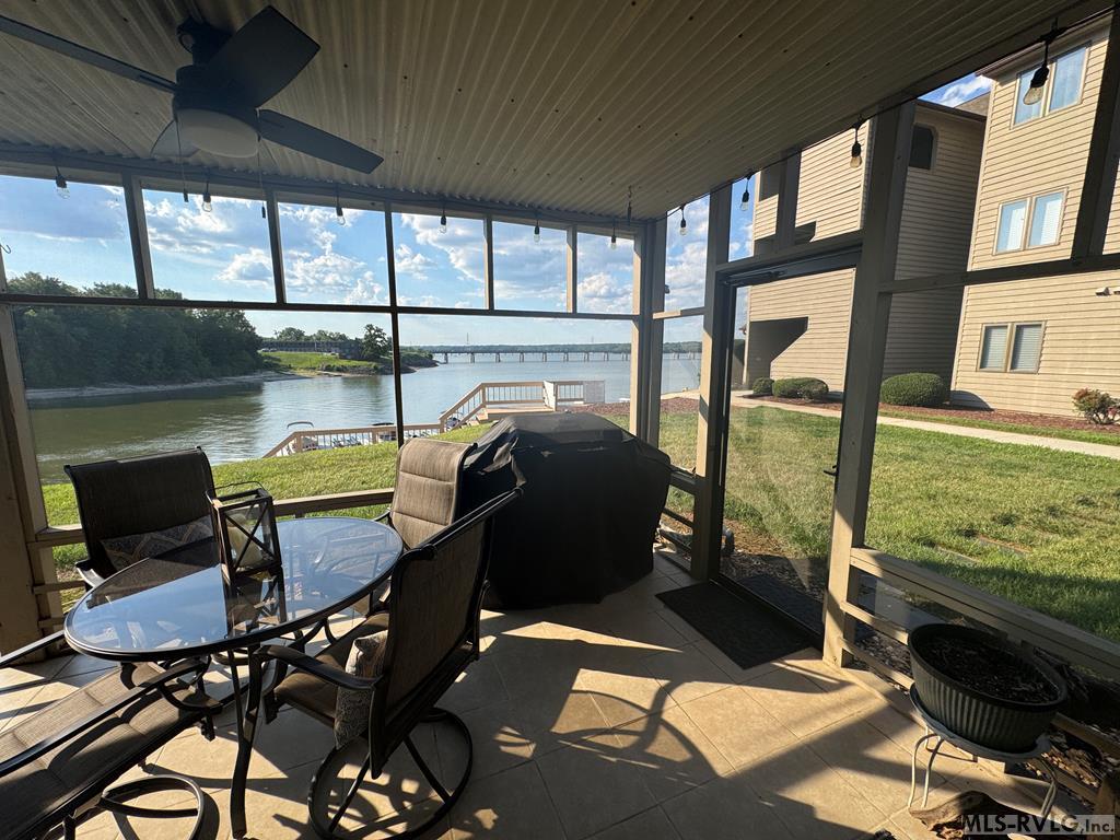 60 The Moorings Property Photo 11