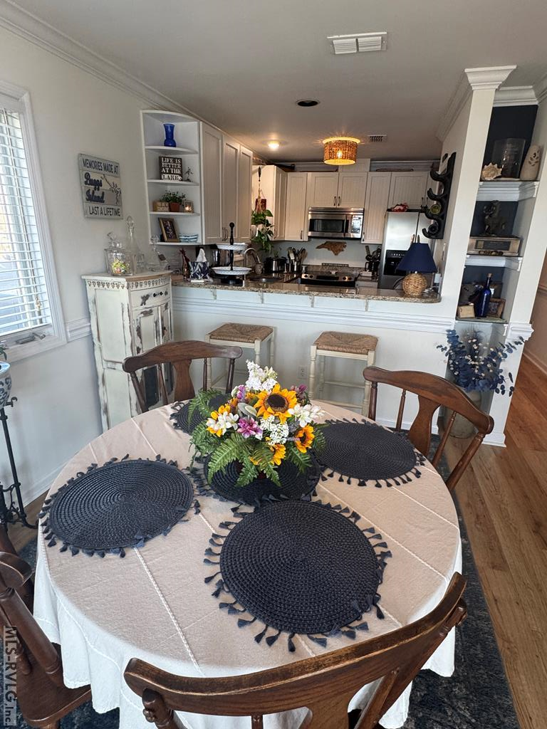 60 The Moorings Property Photo 13
