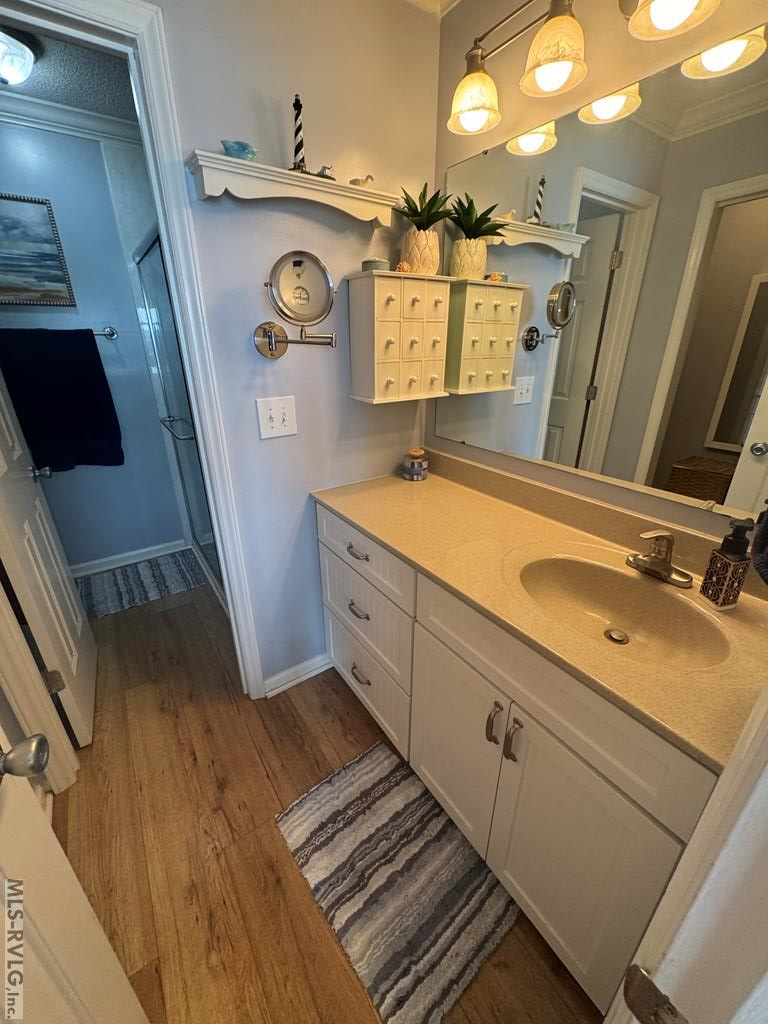 60 The Moorings Property Photo 26