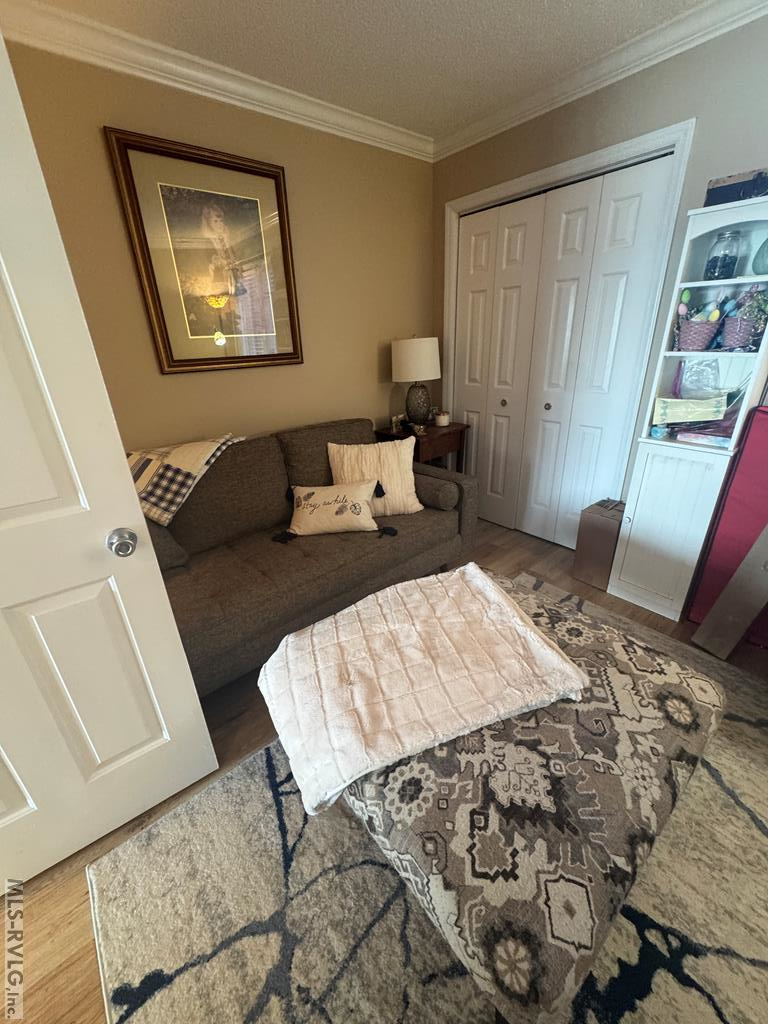 60 The Moorings Property Photo 32