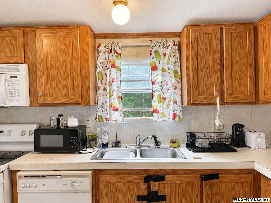 6873 Plank Rd Property Photo 12
