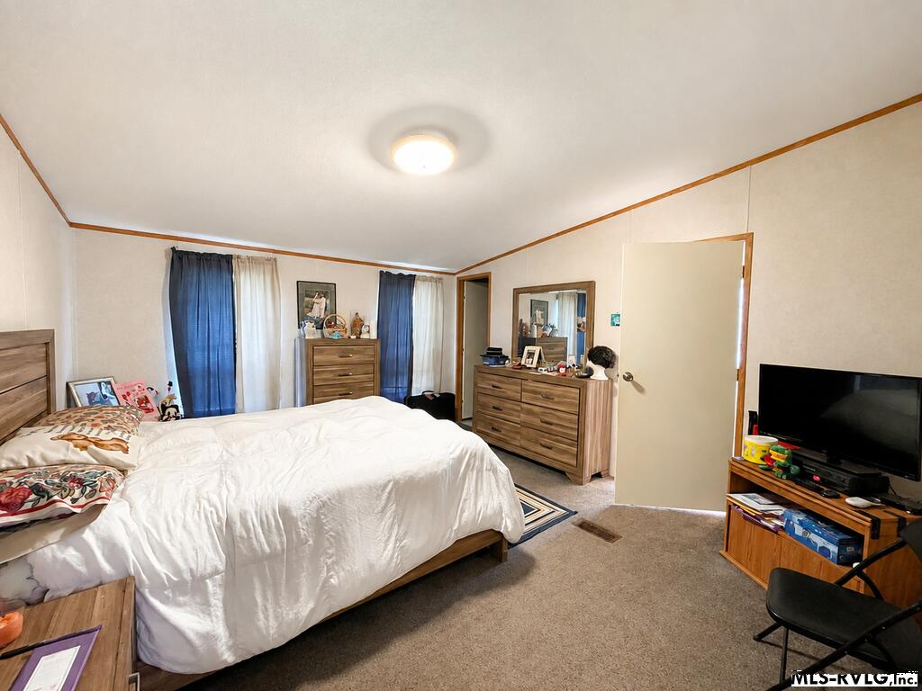 6873 Plank Rd Property Photo 17