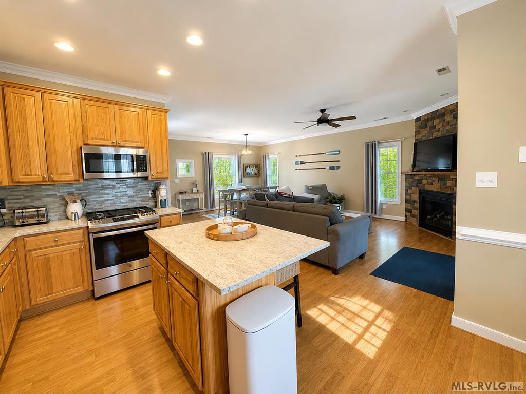1089 Occanecchi Trl Property Photo 11