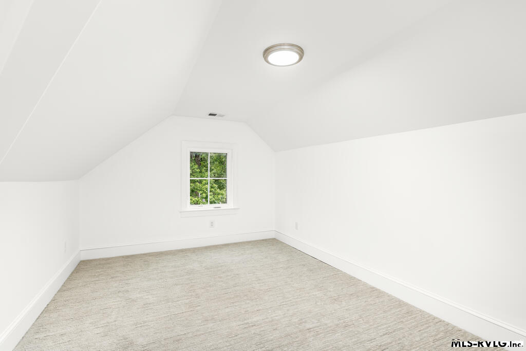 604 Rose Hill Ave Property Photo 32