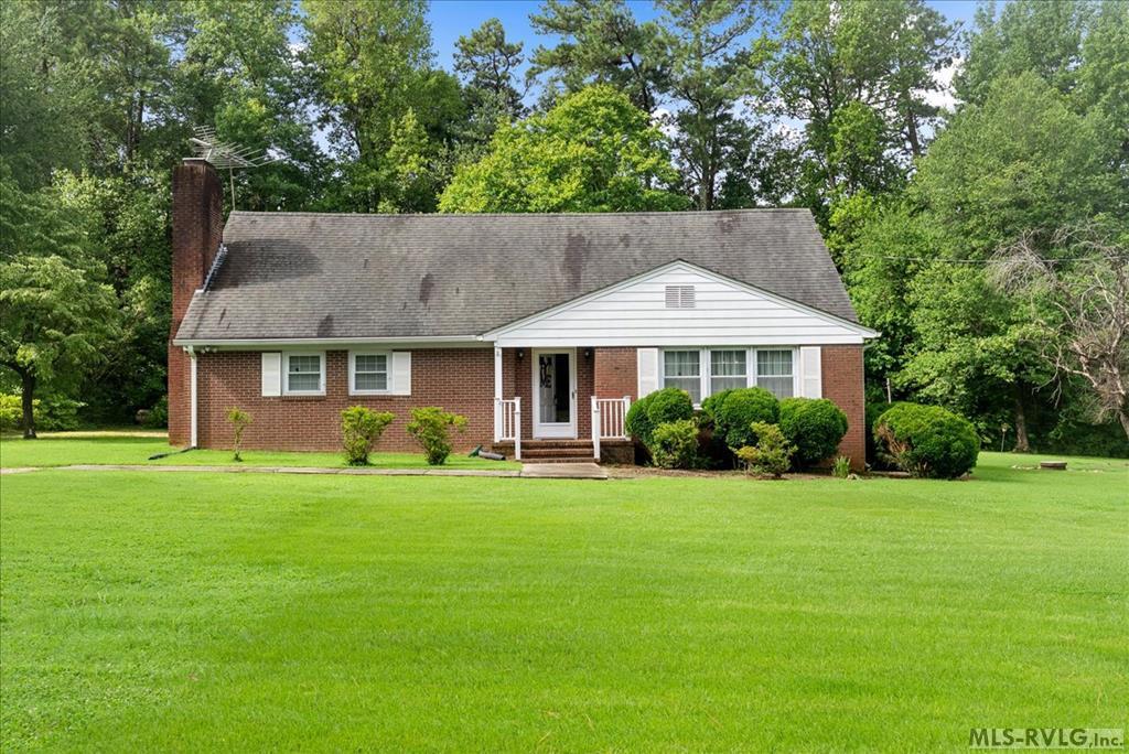 2588 Chalk Level Road Property Photo 1