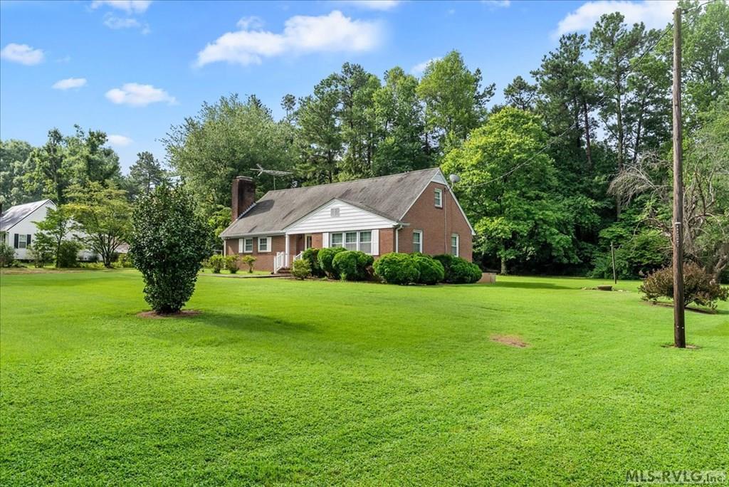 2588 Chalk Level Road Property Photo 1