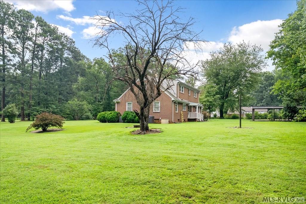 2588 Chalk Level Road Property Photo 5