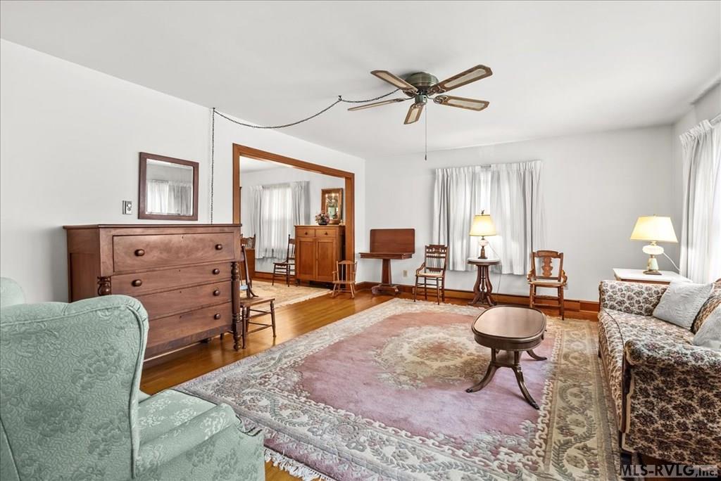 2588 Chalk Level Road Property Photo 7