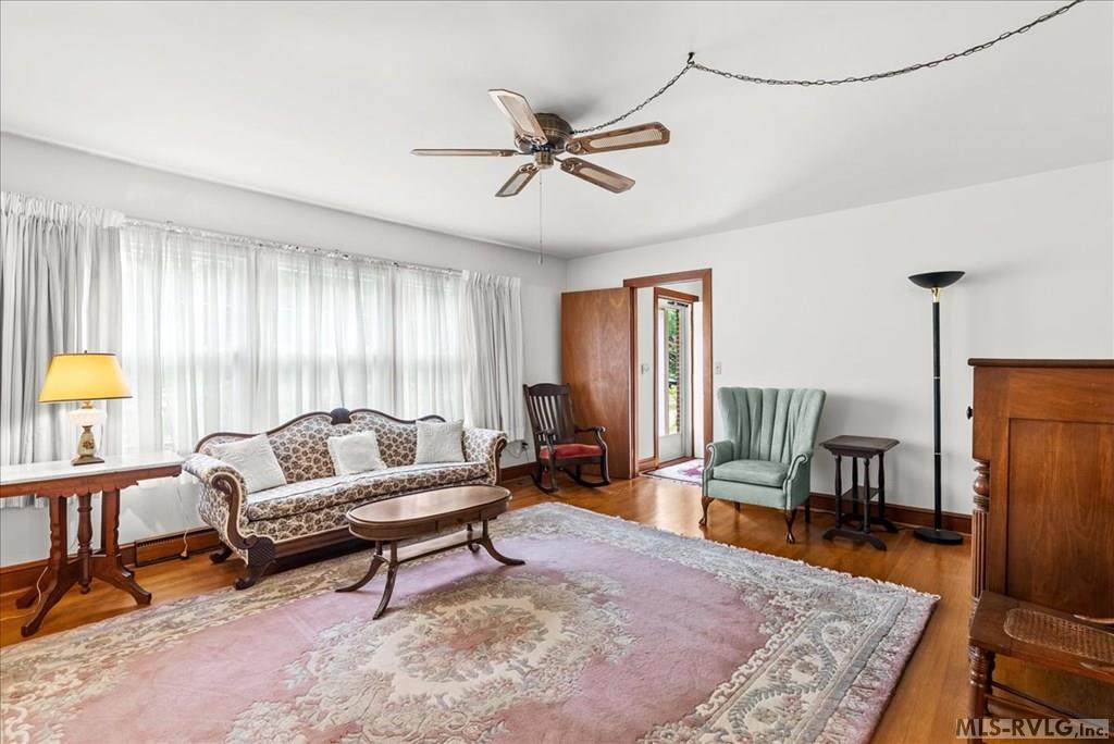 2588 Chalk Level Road Property Photo 9