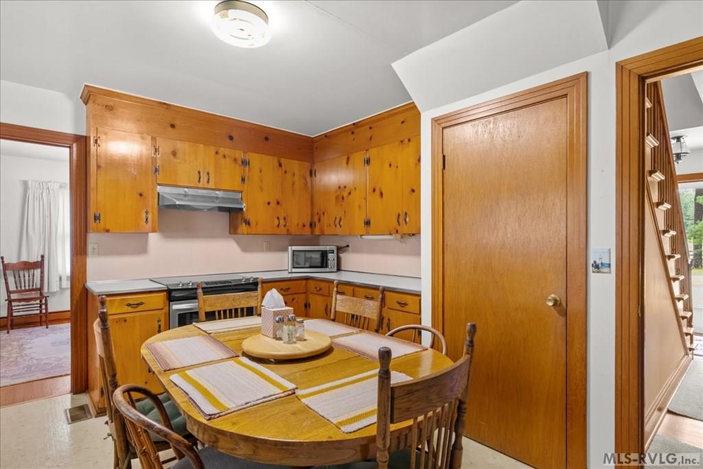 2588 Chalk Level Road Property Photo 15