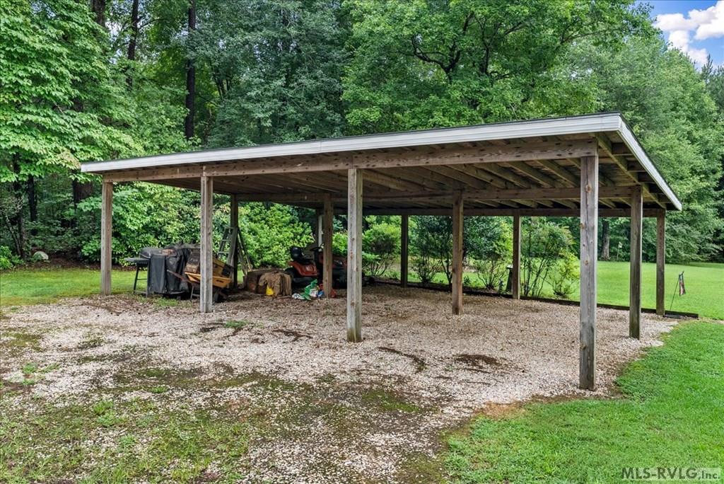 2588 Chalk Level Road Property Photo 38