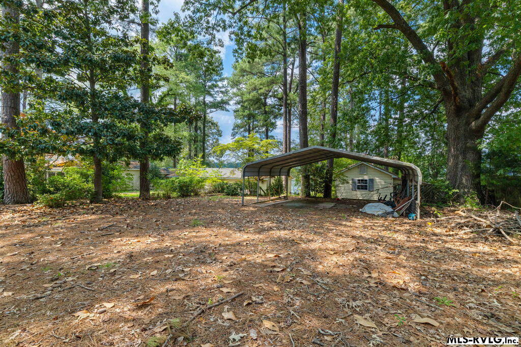 399 Pineview Dr Property Photo 10
