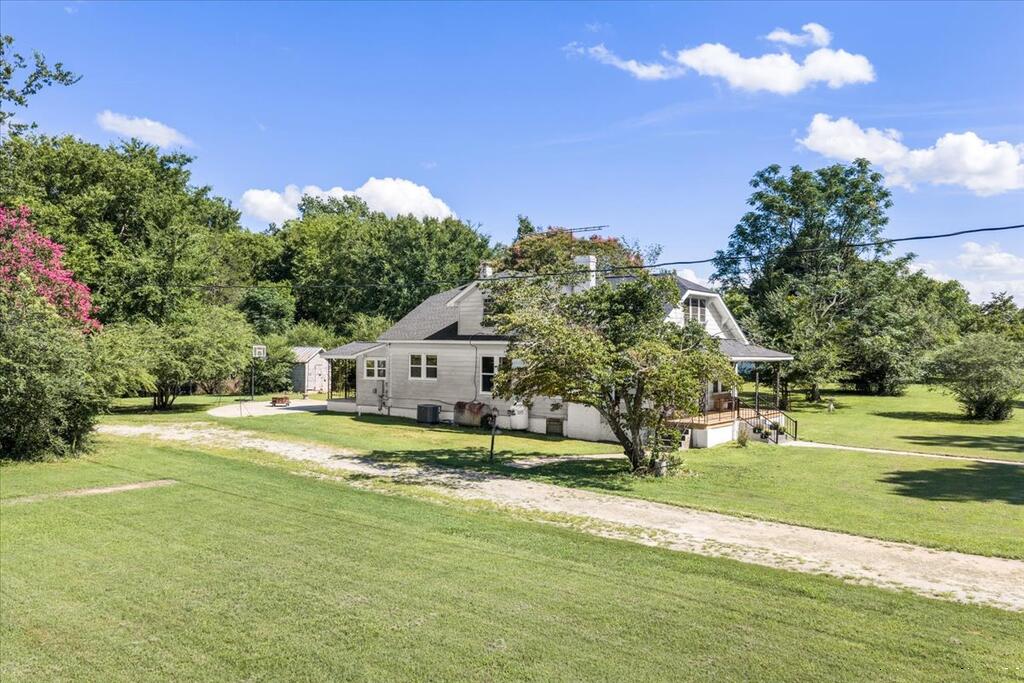 661 N. Main St. Property Photo 2