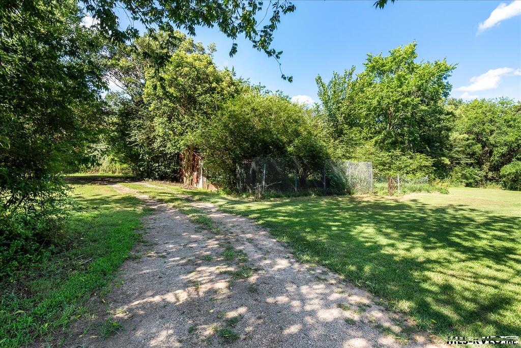 661 N. Main St. Property Photo 33