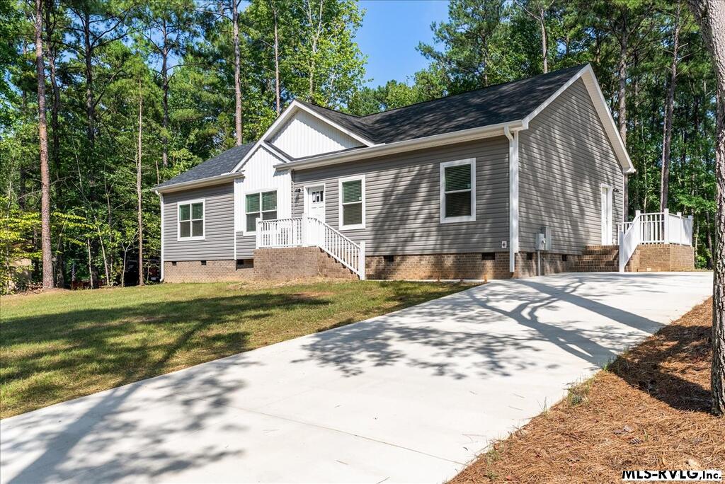 148 Occoneechee Property Photo 1