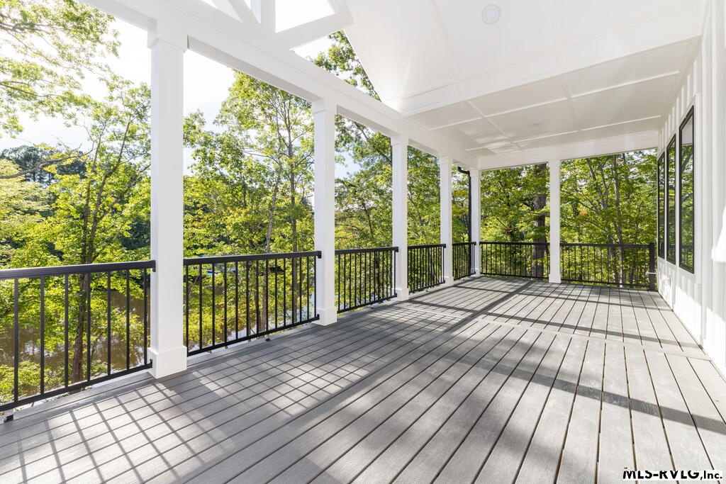 455 Mountain Rock Trail Property Photo 5