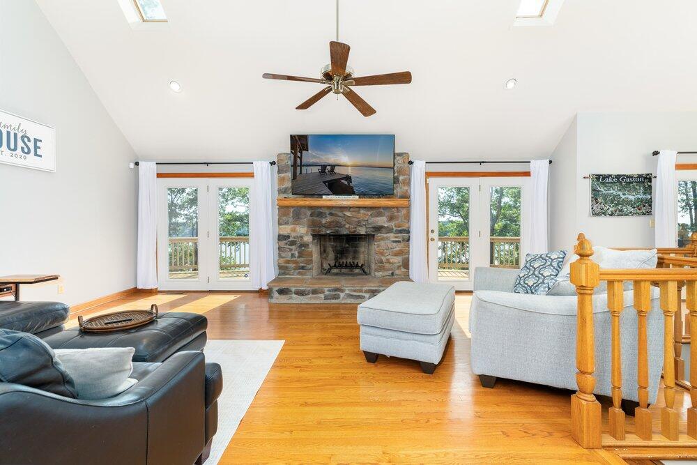 170 Lake Forest Road Property Photo 5
