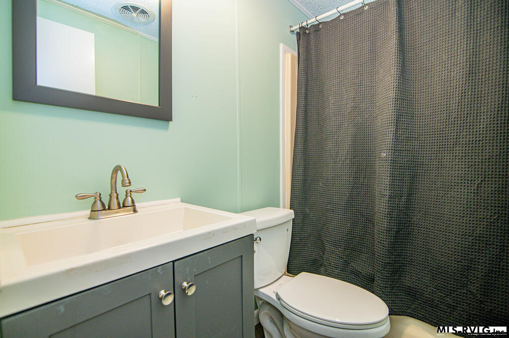 330 Lynch Point Rd. Property Photo 49
