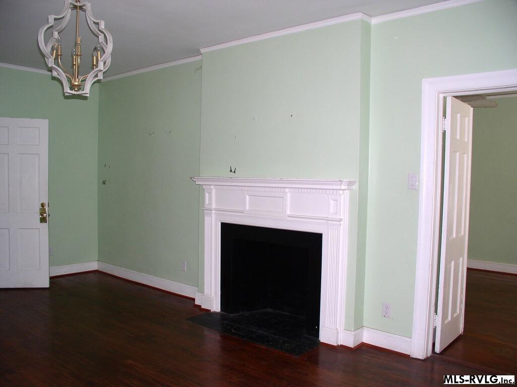 265 Gholson Property Photo 4
