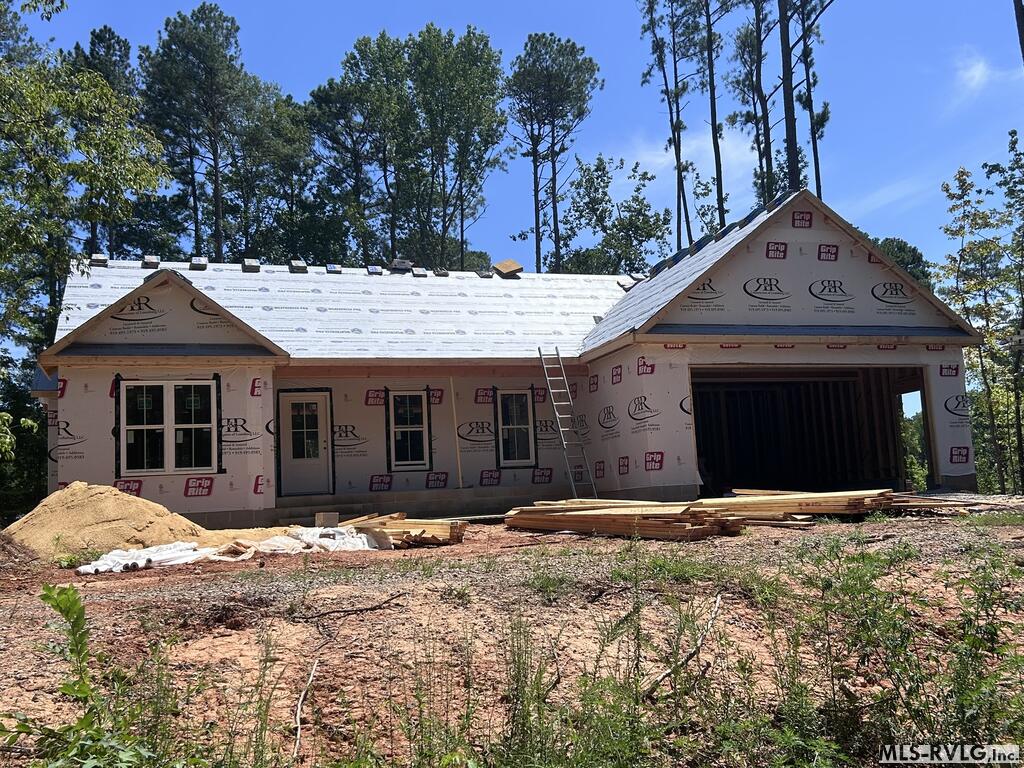 301 Parkway Dr Property Photo 1