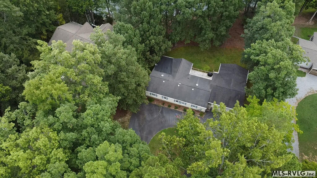 217 Hunters Creek Rd Property Photo 2