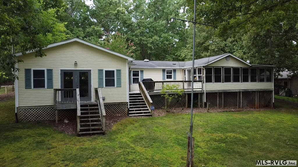 217 Hunters Creek Rd Property Photo 7