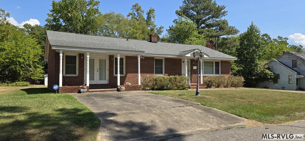127 Poplar St Property Photo 2