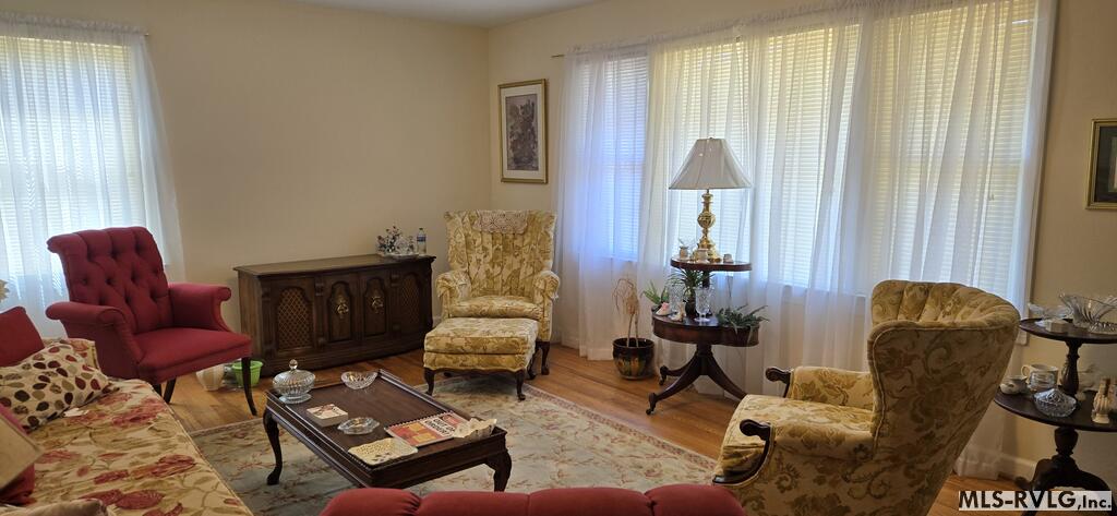 127 Poplar St Property Photo 6