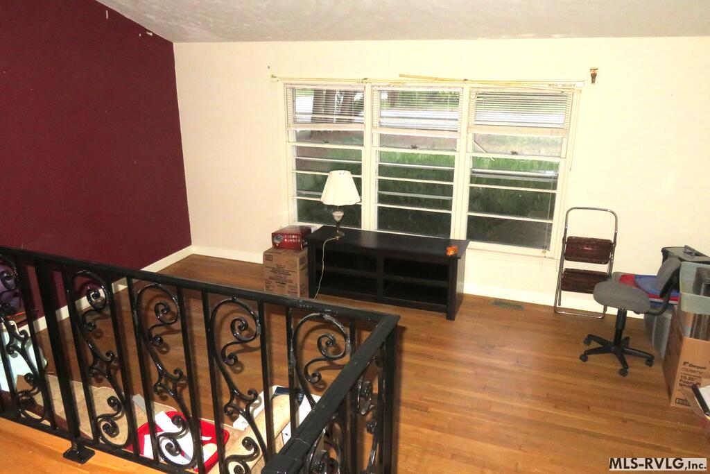111 Woodland Road Property Photo 4