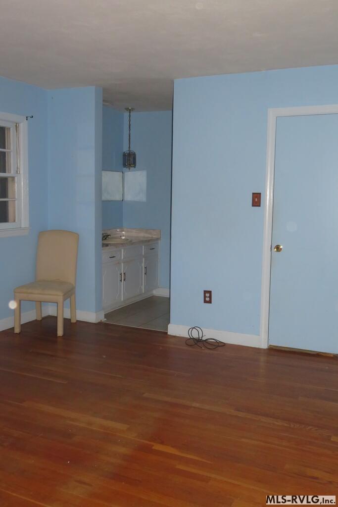 111 Woodland Road Property Photo 9