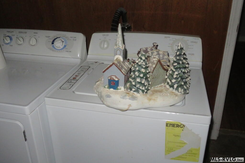 111 Woodland Road Property Photo 23
