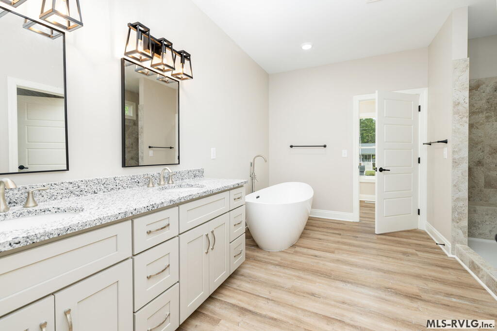 151 Twin Oaks Lane Property Photo 7