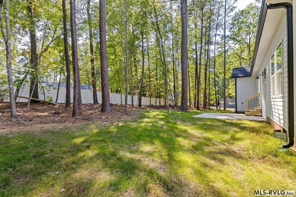151 Twin Oaks Lane Property Photo 15