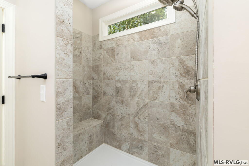 151 Twin Oaks Lane Property Photo 20