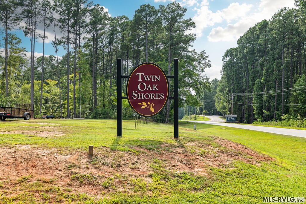 151 Twin Oaks Lane Property Photo 45
