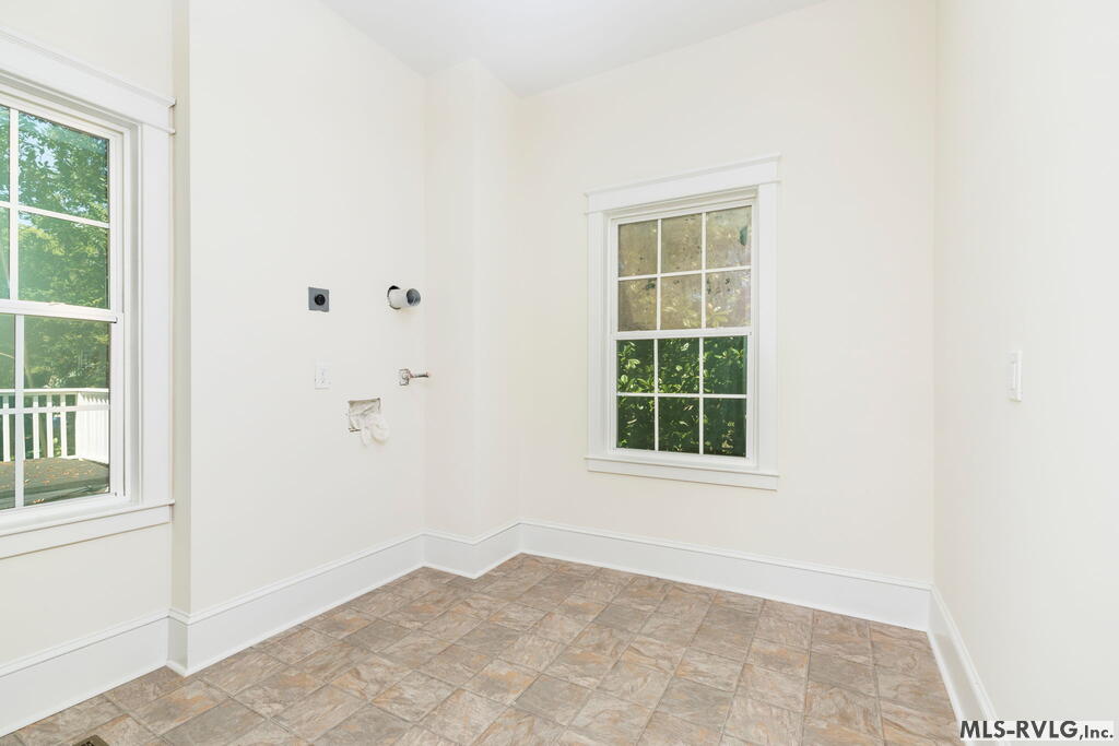 217 North Main Street Property Photo 25