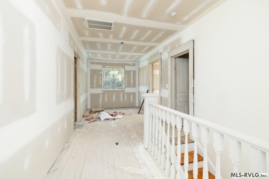 217 North Main Street Property Photo 38